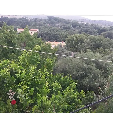 בית נופש Grandma's House Vederoi *