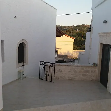בית נופש Grandma's House Vederoi העיירה רתימנו