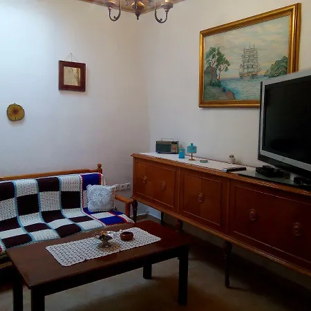 בית נופש Grandma's House Vederoi